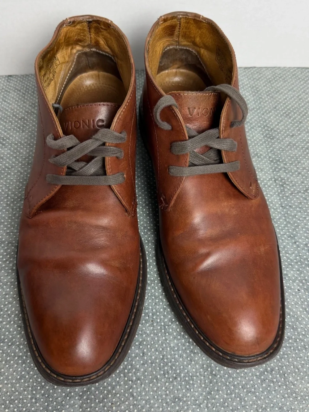Vionic Men's Brown Leather Chukka Boots Orthotic Comfort Lace-Up Boots Size 10.5